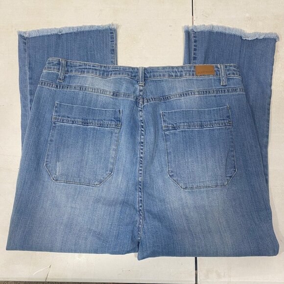 Judy Blue Cropped Flare Jeans Womens 3XL Light Wash Denim Raw Hem - Picture 10 of 14